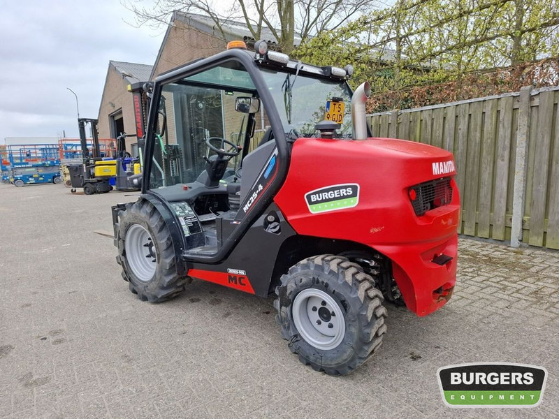 Manitou MC 25-4 D K ST5 S1 Buggy - Arazi tipi forklift: fotoğraf 4 Manitou MC 25-4 D K ST5 S1 Buggy - Arazi tipi forklift: fotoğraf 4
