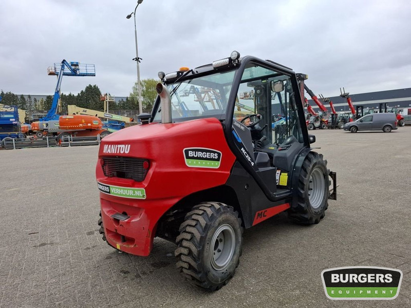 Manitou MC 25-4 D K ST5 S1 Buggy - Dizel forklift: fotoğraf 3 Manitou MC 25-4 D K ST5 S1 Buggy - Dizel forklift: fotoğraf 3