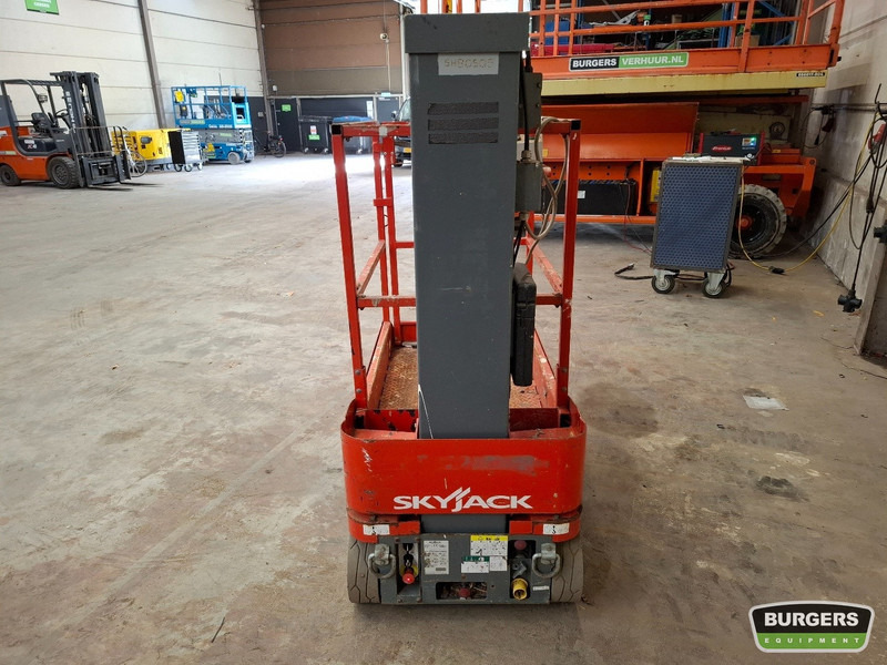 Skyjack SJ16 - Araçüstü platform: fotoğraf 4 Skyjack SJ16 - Araçüstü platform: fotoğraf 4