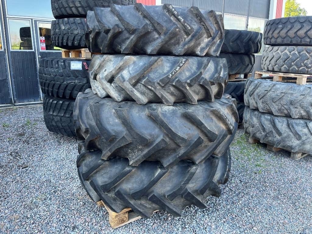 Alliance 18,4-30 14,9-24 till Volvo Bm 641 642 - Lastik - İş makinaları: fotoğraf 1 Alliance 18,4-30 14,9-24 till Volvo Bm 641 642 - Lastik - İş makinaları: fotoğraf 1