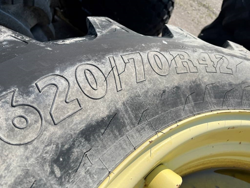 BKT 620/70R42 John Deere 7930 - Lastik - Tarım araçları: fotoğraf 5 BKT 620/70R42 John Deere 7930 - Lastik - Tarım araçları: fotoğraf 5