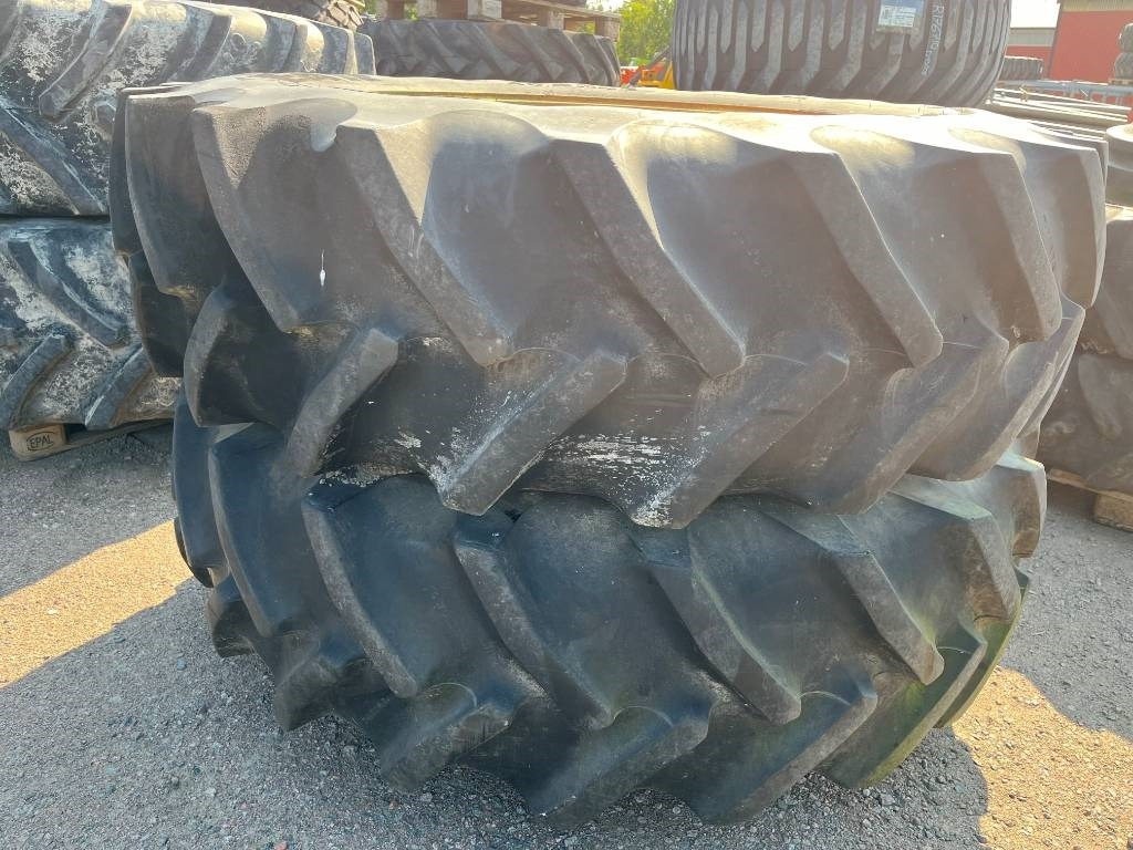 Goodyear 20,8R42 till John Deere - Lastik - Tarım araçları: fotoğraf 1 Goodyear 20,8R42 till John Deere - Lastik - Tarım araçları: fotoğraf 1