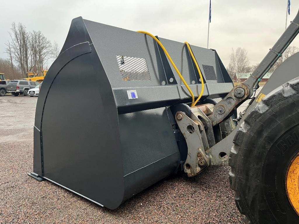 Högtippande skopa 15 m3 High tip bucket - Kova - İş makinaları: fotoğraf 3 Högtippande skopa 15 m3 High tip bucket - Kova - İş makinaları: fotoğraf 3