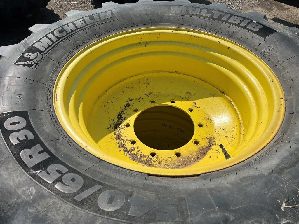 Michelin 540/65R30 till John Deere 7430 - Lastik - Tarım araçları: fotoğraf 4 Michelin 540/65R30 till John Deere 7430 - Lastik - Tarım araçları: fotoğraf 4