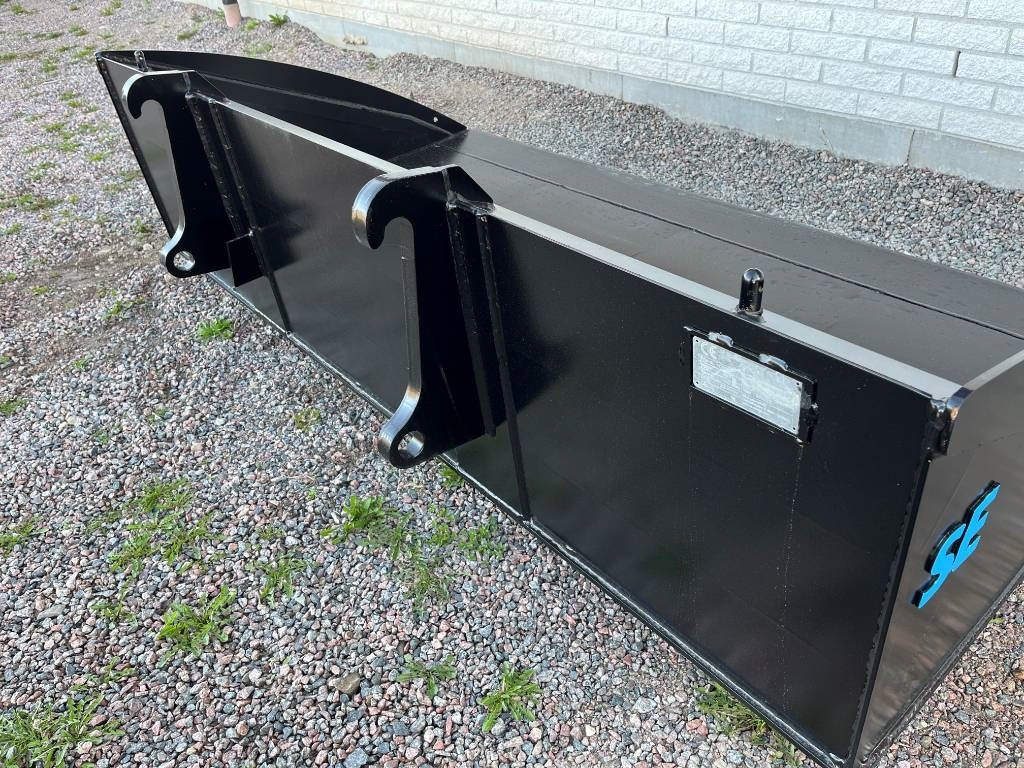 Planeringsskopa SE 2,20 Volvo L30 , L35 - Kova - İş makinaları: fotoğraf 4 Planeringsskopa SE 2,20 Volvo L30 , L35 - Kova - İş makinaları: fotoğraf 4