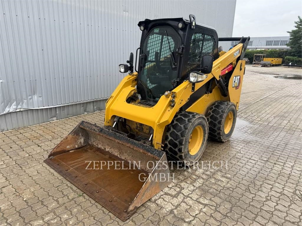 CAT 262D3 - Mini yükleyici: fotoğraf 1 CAT 262D3 - Mini yükleyici: fotoğraf 1