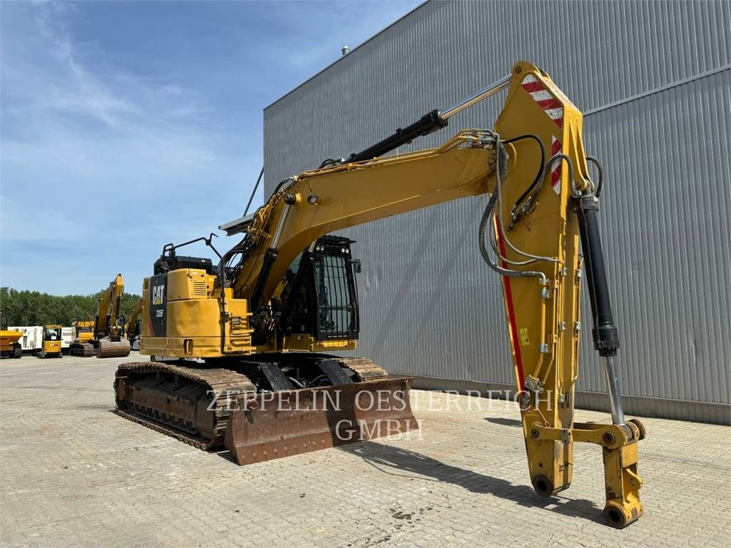 CAT 335FLCR - Paletli ekskavatör: fotoğraf 2 CAT 335FLCR - Paletli ekskavatör: fotoğraf 2