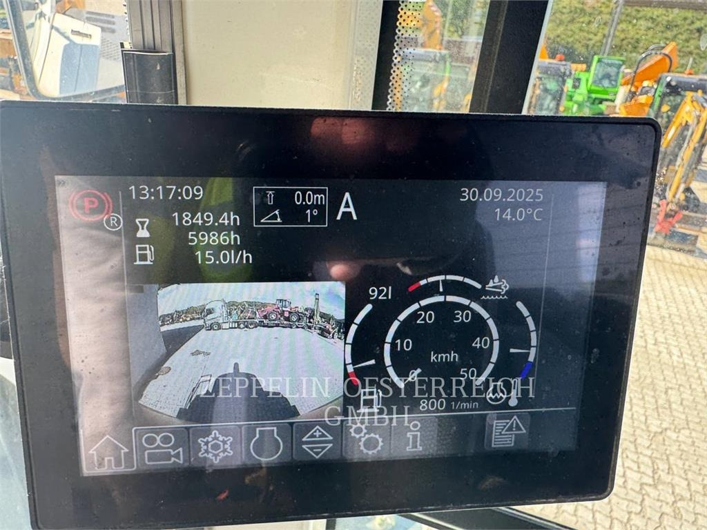 Liebherr L586 - Tekerlekli yükleyici: fotoğraf 5 Liebherr L586 - Tekerlekli yükleyici: fotoğraf 5