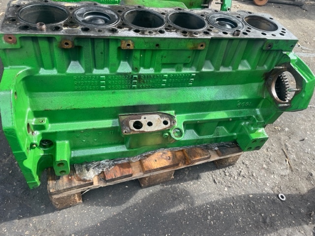 Blok Silnika - John Deere RG 6081 - Silindirler bloku - Tarım araçları: fotoğraf 5 Blok Silnika - John Deere RG 6081 - Silindirler bloku - Tarım araçları: fotoğraf 5