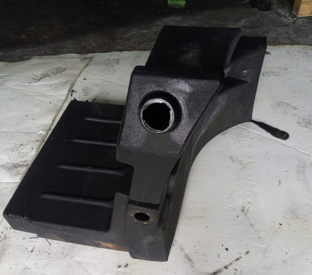 CAT-zbiornik paliwa/Caterpillar 355/360/560 - Yakıt tankı - Tarım araçları: fotoğraf 1 CAT-zbiornik paliwa/Caterpillar 355/360/560 - Yakıt tankı - Tarım araçları: fotoğraf 1