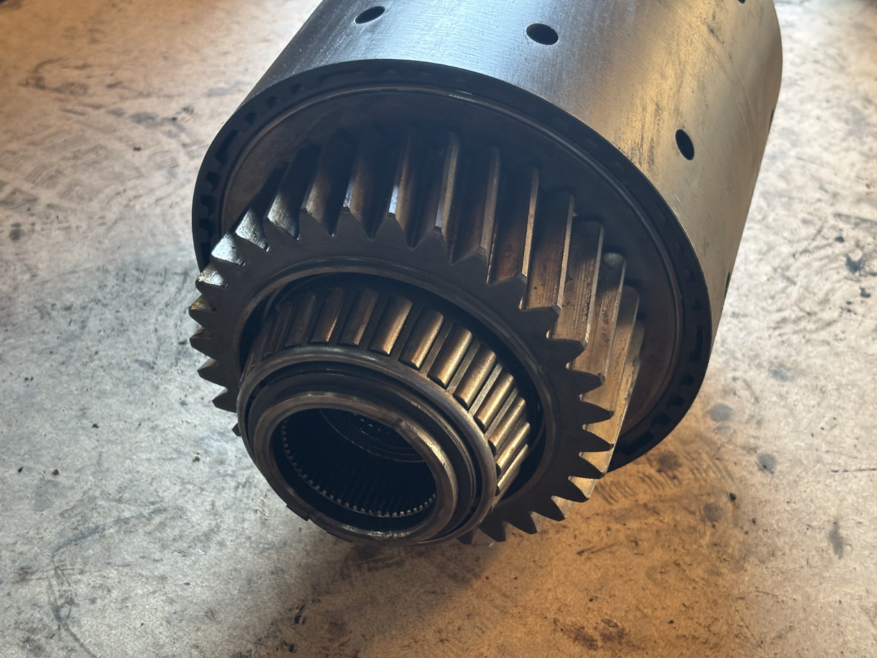 Claas AXION 830 CMATIC Dzwon Sprzęgła Koło Zębate 0011658820 0011658740 0011658920 - Debriyaj ve yedek parça - Tarım araçları: fotoğraf 3 Claas AXION 830 CMATIC Dzwon Sprzęgła Koło Zębate 0011658820 0011658740 0011658920 - Debriyaj ve yedek parça - Tarım araçları: fotoğraf 3