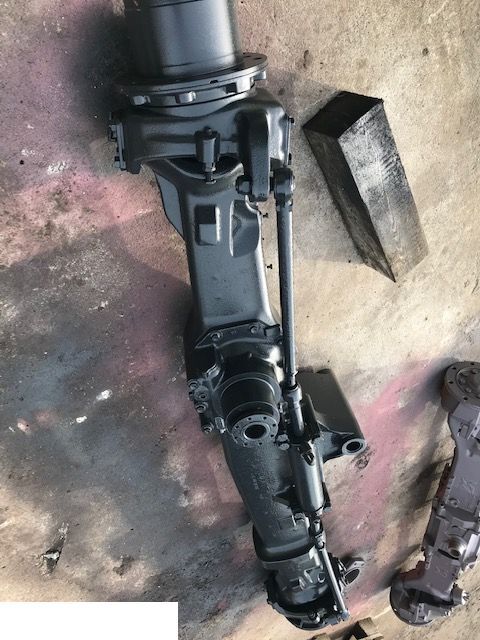 Claas JAGUAR 900 - Tylny Napęd - Arka aks - Silaj makinesi: fotoğraf 2 Claas JAGUAR 900 - Tylny Napęd - Arka aks - Silaj makinesi: fotoğraf 2