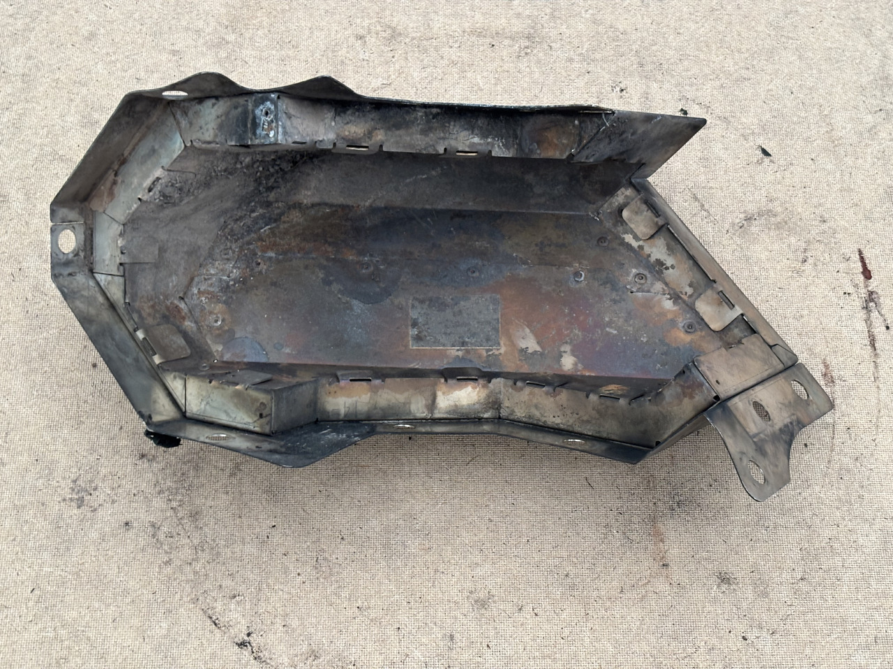 Claas Lexion 780 Izolacja Silnika Pokrywa Maska 00 0781 214 0 0007812140 - Kaporta - Biçerdöver: fotoğraf 3 Claas Lexion 780 Izolacja Silnika Pokrywa Maska 00 0781 214 0 0007812140 - Kaporta - Biçerdöver: fotoğraf 3