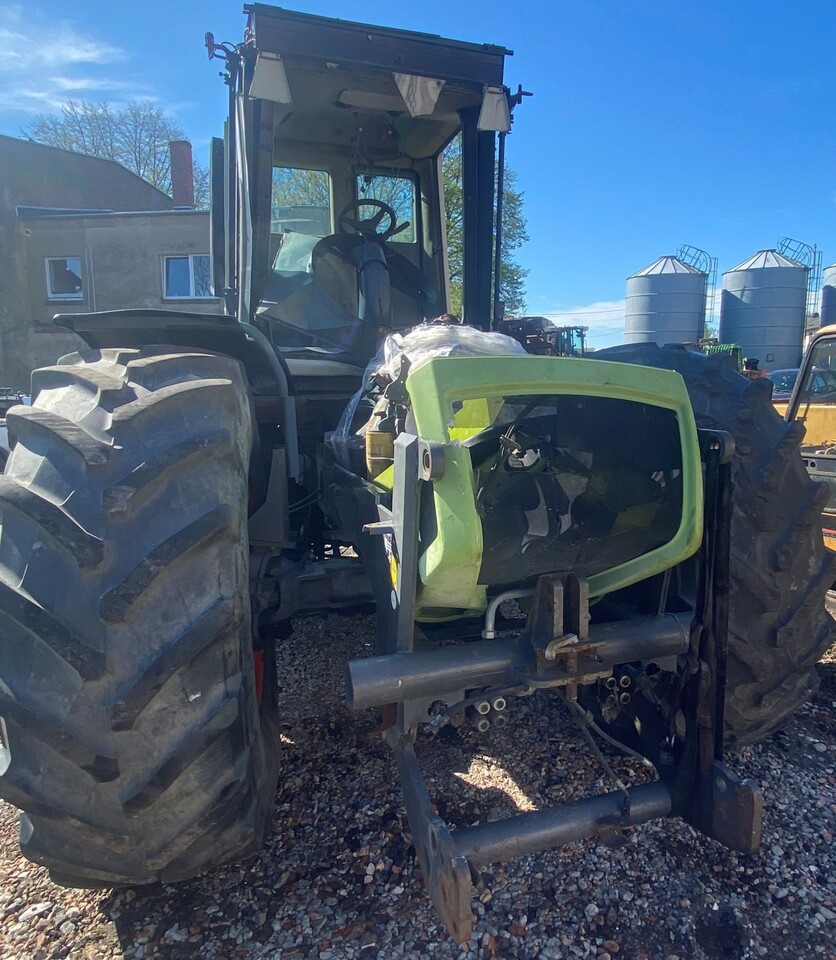 Claas Xerion 3300 Trac - Opony 650/85 R38 TRELLEBORG - Lastik - Traktör: fotoğraf 4 Claas Xerion 3300 Trac - Opony 650/85 R38 TRELLEBORG - Lastik - Traktör: fotoğraf 4