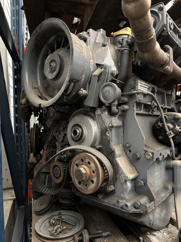 DEUTZ F3L 1011 F3L1011 Silnik - Motor - İş makinaları: fotoğraf 4 DEUTZ F3L 1011 F3L1011 Silnik - Motor - İş makinaları: fotoğraf 4