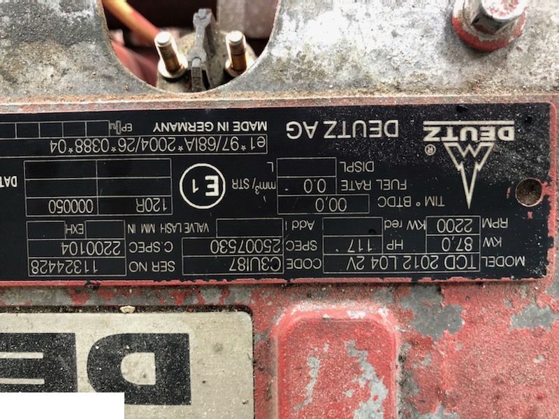 Deutz TCD 2012 L04 2V - Głowica - Blok başlığı - Tarım araçları: fotoğraf 1 Deutz TCD 2012 L04 2V - Głowica - Blok başlığı - Tarım araçları: fotoğraf 1