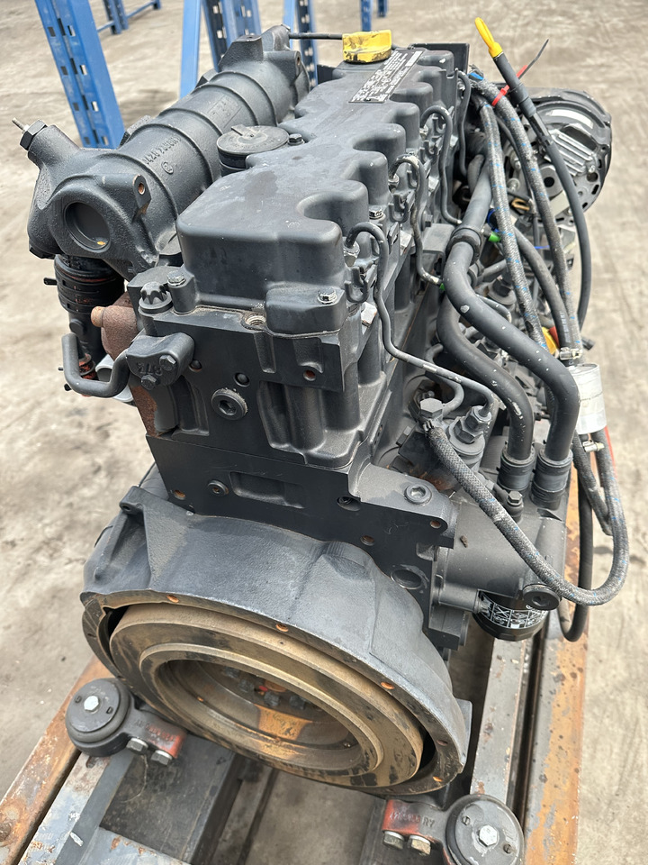 Deutz TD2011L04W - Motor - İş makinaları: fotoğraf 2 Deutz TD2011L04W - Motor - İş makinaları: fotoğraf 2