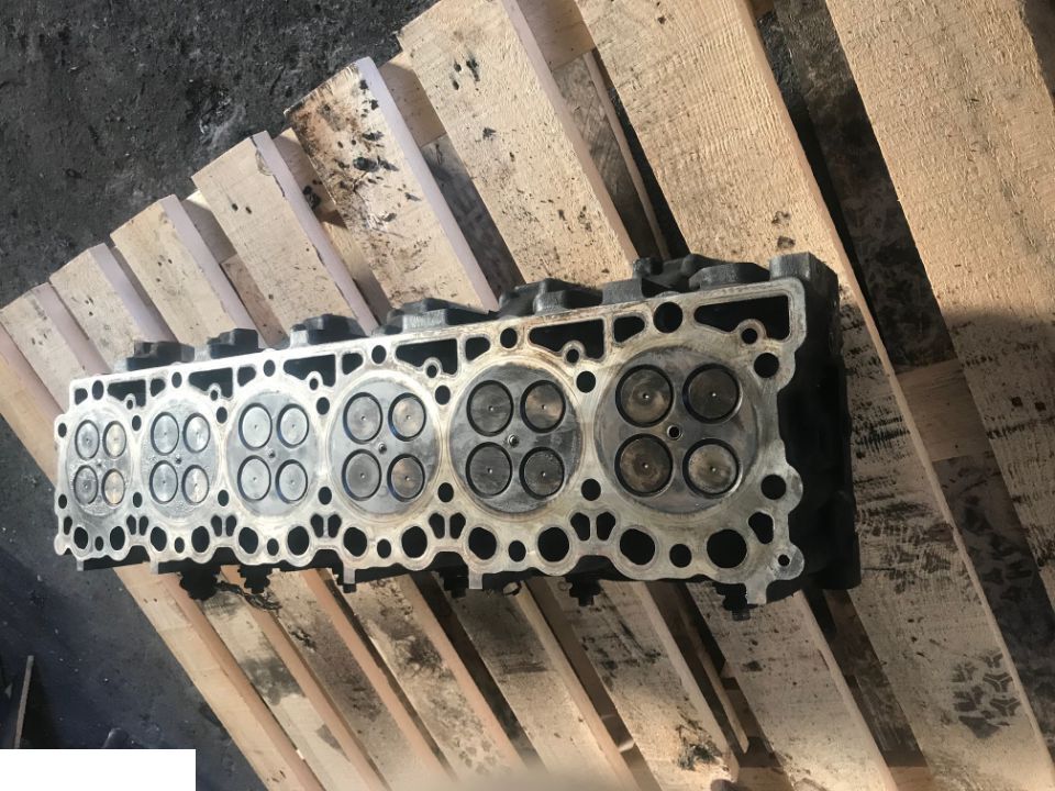 Fendt 936 2014 rok silnik Deutz TTCD 7.8 L6 Głowica - Blok başlığı - Tarım araçları: fotoğraf 1 Fendt 936 2014 rok silnik Deutz TTCD 7.8 L6 Głowica - Blok başlığı - Tarım araçları: fotoğraf 1