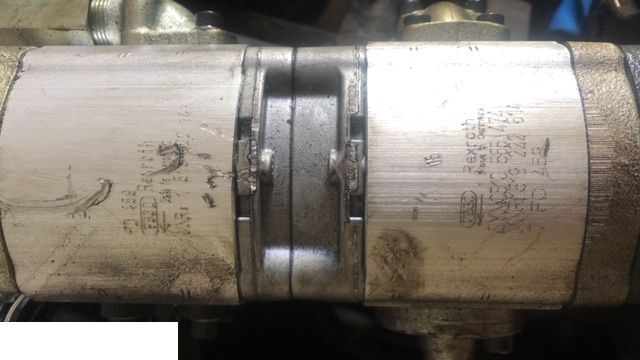 Fendt 936 S4 - Pompa Hydrauliki Wspomagania Tandem - Hidrolik pompa - Tarım araçları: fotoğraf 4 Fendt 936 S4 - Pompa Hydrauliki Wspomagania Tandem - Hidrolik pompa - Tarım araçları: fotoğraf 4