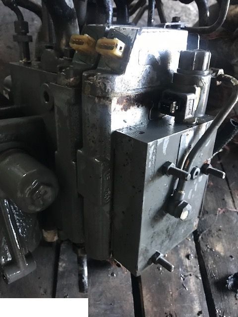 Fendt - Bloki Zaworowe - Hidrolik Valf - Tarım araçları: fotoğraf 2 Fendt - Bloki Zaworowe - Hidrolik Valf - Tarım araçları: fotoğraf 2