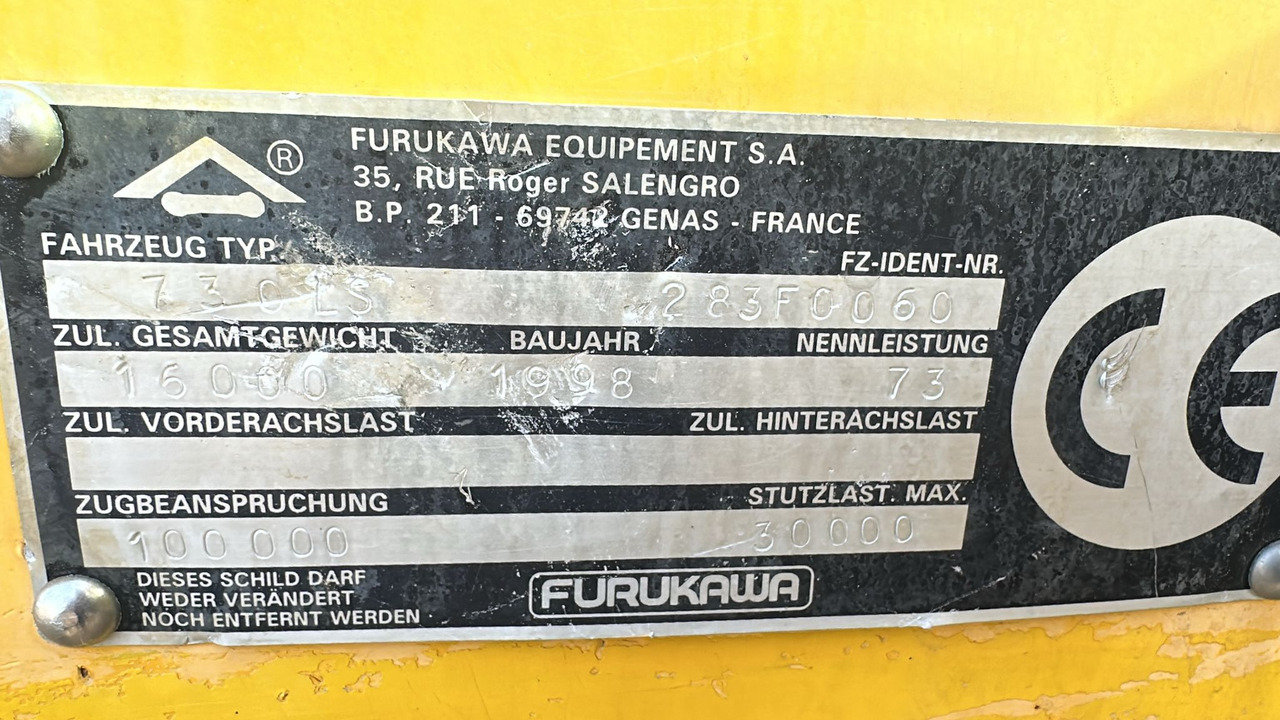 Furukawa 730 LS - Paletli ekskavatör: fotoğraf 5 Furukawa 730 LS - Paletli ekskavatör: fotoğraf 5