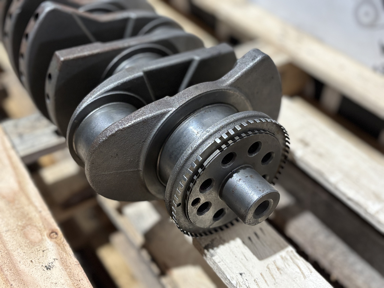 JCB 448 JS200 JS210 JS220 4.8L Max448 Wał Korbowy EMC2903 320/03336 32003336 - Krank mili - Tarım araçları: fotoğraf 3 JCB 448 JS200 JS210 JS220 4.8L Max448 Wał Korbowy EMC2903 320/03336 32003336 - Krank mili - Tarım araçları: fotoğraf 3