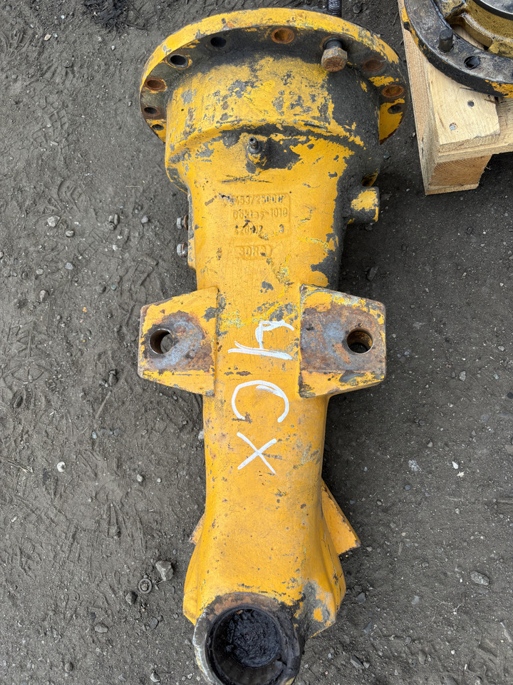 JCB 4CX - obudowa mostu 453/250017 - Aks ve yedek parça - Tarım araçları: fotoğraf 1 JCB 4CX - obudowa mostu 453/250017 - Aks ve yedek parça - Tarım araçları: fotoğraf 1