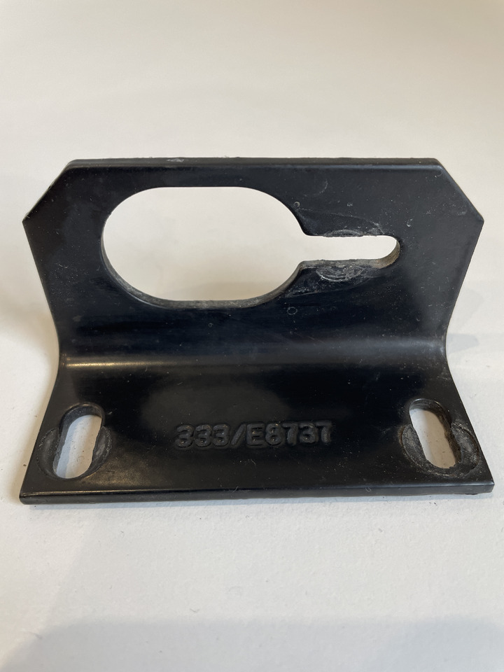 JCB 530 531 540 541 - podstawa czujnika skrętu kół 333/E8737 - Sensör - Tarım araçları: fotoğraf 1 JCB 530 531 540 541 - podstawa czujnika skrętu kół 333/E8737 - Sensör - Tarım araçları: fotoğraf 1