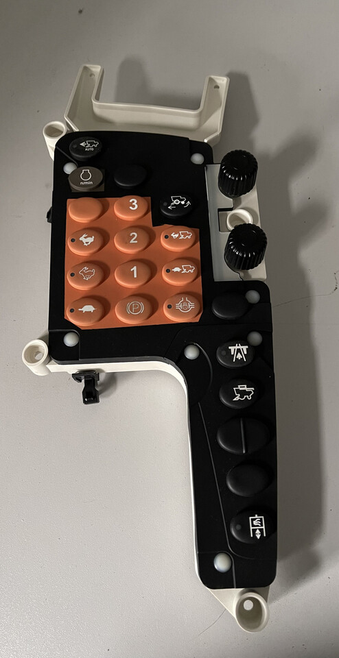 JOHN DEERE AH 233945-panel/moduł przełączników - Gösterge panosu - Tarım araçları: fotoğraf 1 JOHN DEERE AH 233945-panel/moduł przełączników - Gösterge panosu - Tarım araçları: fotoğraf 1