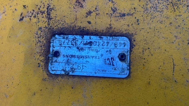 Jcb 3cx - obudowa mostu przedniego 448/42401 - Aks ve yedek parça - Tarım araçları: fotoğraf 2 Jcb 3cx - obudowa mostu przedniego 448/42401 - Aks ve yedek parça - Tarım araçları: fotoğraf 2