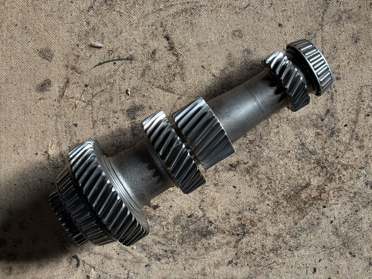 John Deere 6120 6220 Wał Napędowy L153401 - Aks mili - Tarım araçları: fotoğraf 1 John Deere 6120 6220 Wał Napędowy L153401 - Aks mili - Tarım araçları: fotoğraf 1