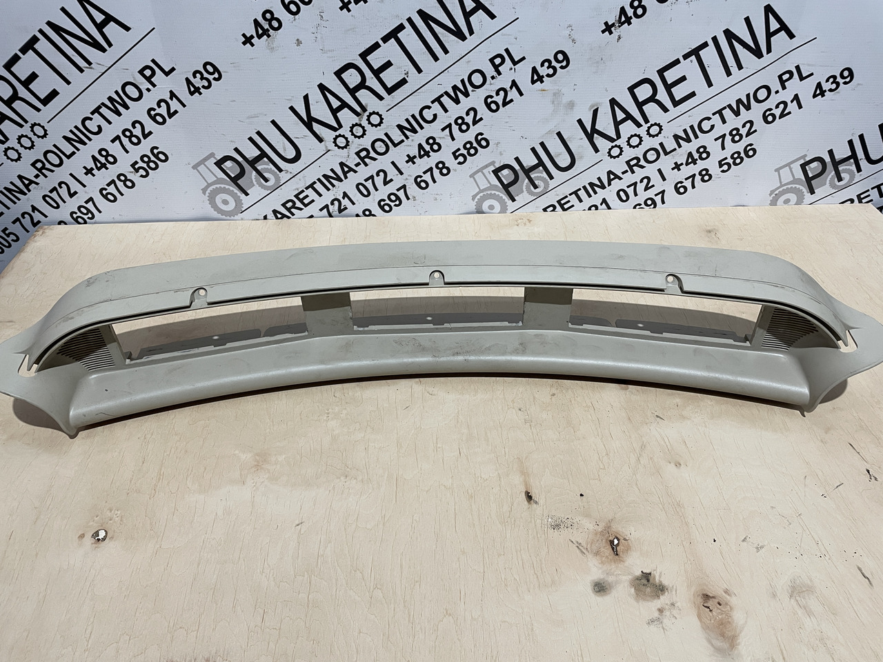 John Deere 6920S - konsola plastik wnętrza nad głową L153484 AL207534 - Gösterge panosu - Tarım araçları: fotoğraf 1 John Deere 6920S - konsola plastik wnętrza nad głową L153484 AL207534 - Gösterge panosu - Tarım araçları: fotoğraf 1