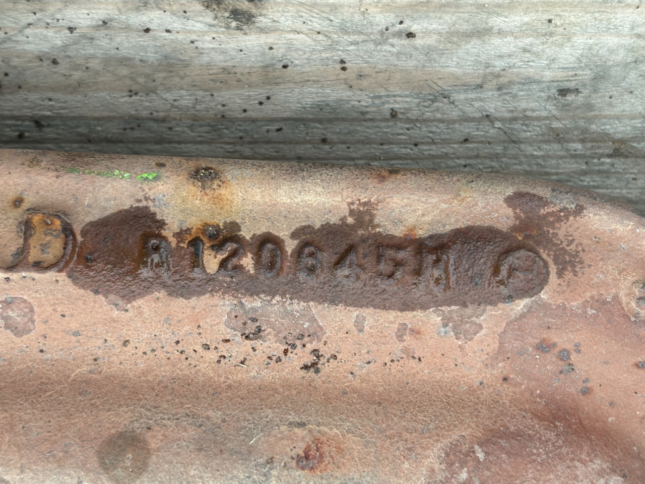 John Deere 8100 8200 8300 8120 8210 Kolektor Wydechowy R120644 R120645 - Egzoz manifoldu - Tarım araçları: fotoğraf 3 John Deere 8100 8200 8300 8120 8210 Kolektor Wydechowy R120644 R120645 - Egzoz manifoldu - Tarım araçları: fotoğraf 3