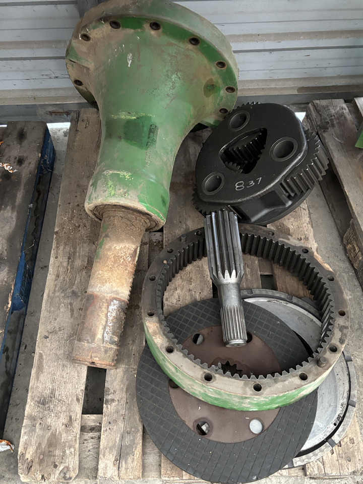 John Deere 8330 8370 Zwolnica Tylna Obudowa Wał R156486 R174225 R156486 R314670 R296985 R560119 - Yürüyüş motoru - Tarım araçları: fotoğraf 5 John Deere 8330 8370 Zwolnica Tylna Obudowa Wał R156486 R174225 R156486 R314670 R296985 R560119 - Yürüyüş motoru - Tarım araçları: fotoğraf 5