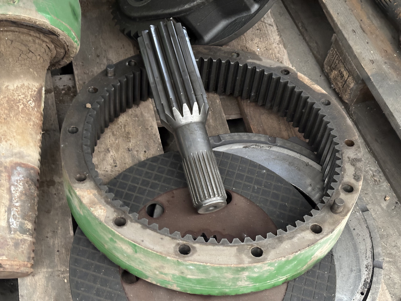 John Deere 8330 8370 Zwolnica Tylna Obudowa Wał R156486 R174225 R156486 R314670 R296985 R560119 - Yürüyüş motoru - Tarım araçları: fotoğraf 1 John Deere 8330 8370 Zwolnica Tylna Obudowa Wał R156486 R174225 R156486 R314670 R296985 R560119 - Yürüyüş motoru - Tarım araçları: fotoğraf 1