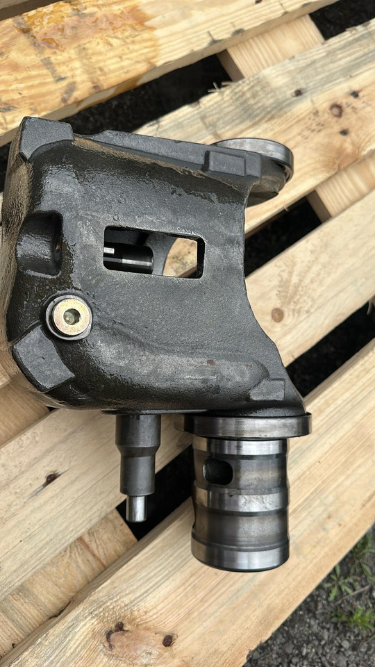 Kołyska skrzyni biegów 581006M VARIOPOWER CLAAS SCORPION - Şanzıman ve yedek parça - Teleskopik yükleyici: fotoğraf 1 Kołyska skrzyni biegów 581006M VARIOPOWER CLAAS SCORPION - Şanzıman ve yedek parça - Teleskopik yükleyici: fotoğraf 1