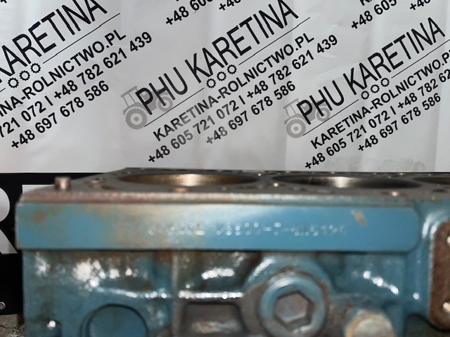 Kubota V3600 , V3300 kolektor wydechowy turbospręźarka turbina - Egzoz manifoldu - Tarım araçları: fotoğraf 1 Kubota V3600 , V3300 kolektor wydechowy turbospręźarka turbina - Egzoz manifoldu - Tarım araçları: fotoğraf 1