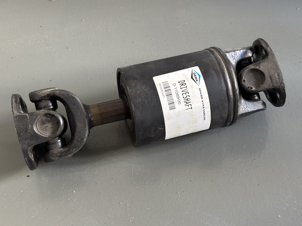 MANITOU MLT 731 Wał Cardana  D-11089-00 D-11089-00-DS NOWY - Transmisyon - İş makinaları: fotoğraf 1 MANITOU MLT 731 Wał Cardana  D-11089-00 D-11089-00-DS NOWY - Transmisyon - İş makinaları: fotoğraf 1