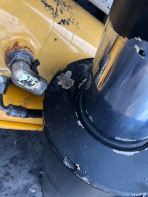 Matbro ts 280 ts 290 siłownik wychyłu łyźki - Hidrolik silindir - Tarım araçları: fotoğraf 3 Matbro ts 280 ts 290 siłownik wychyłu łyźki - Hidrolik silindir - Tarım araçları: fotoğraf 3