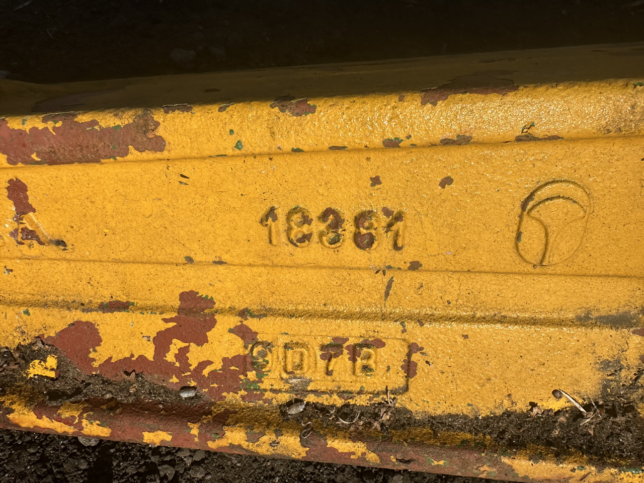 Obudowa mostu tylnego Matbro sanderson carraro 18381 - Aks ve yedek parça - Tarım araçları: fotoğraf 1 Obudowa mostu tylnego Matbro sanderson carraro 18381 - Aks ve yedek parça - Tarım araçları: fotoğraf 1