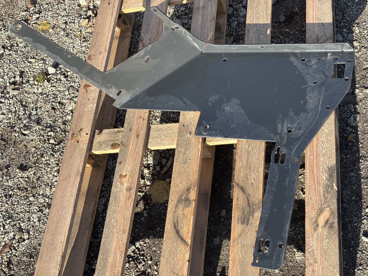 Pottinger Jumbo 7450 Przyczepa Samozbierająca - Obudowa Osłona Klapa Mocowanie - Kaporta ve Dış Aksam - Tarım araçları: fotoğraf 3 Pottinger Jumbo 7450 Przyczepa Samozbierająca - Obudowa Osłona Klapa Mocowanie - Kaporta ve Dış Aksam - Tarım araçları: fotoğraf 3