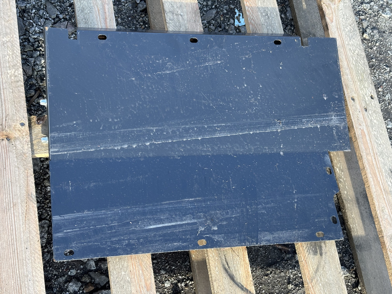 Pottinger Jumbo 7450 Przyczepa Samozbierająca - Obudowa Osłona Klapa - Kaporta ve Dış Aksam - Tarım araçları: fotoğraf 1 Pottinger Jumbo 7450 Przyczepa Samozbierająca - Obudowa Osłona Klapa - Kaporta ve Dış Aksam - Tarım araçları: fotoğraf 1