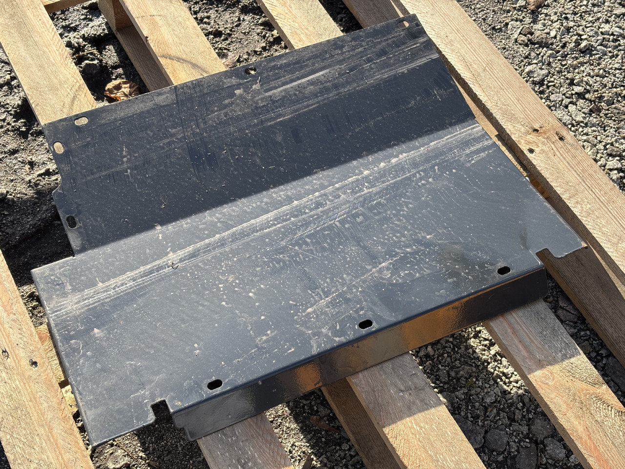 Pottinger Jumbo 7450 Przyczepa Samozbierająca - Obudowa Osłona Klapa - Kaporta ve Dış Aksam - Tarım araçları: fotoğraf 2 Pottinger Jumbo 7450 Przyczepa Samozbierająca - Obudowa Osłona Klapa - Kaporta ve Dış Aksam - Tarım araçları: fotoğraf 2