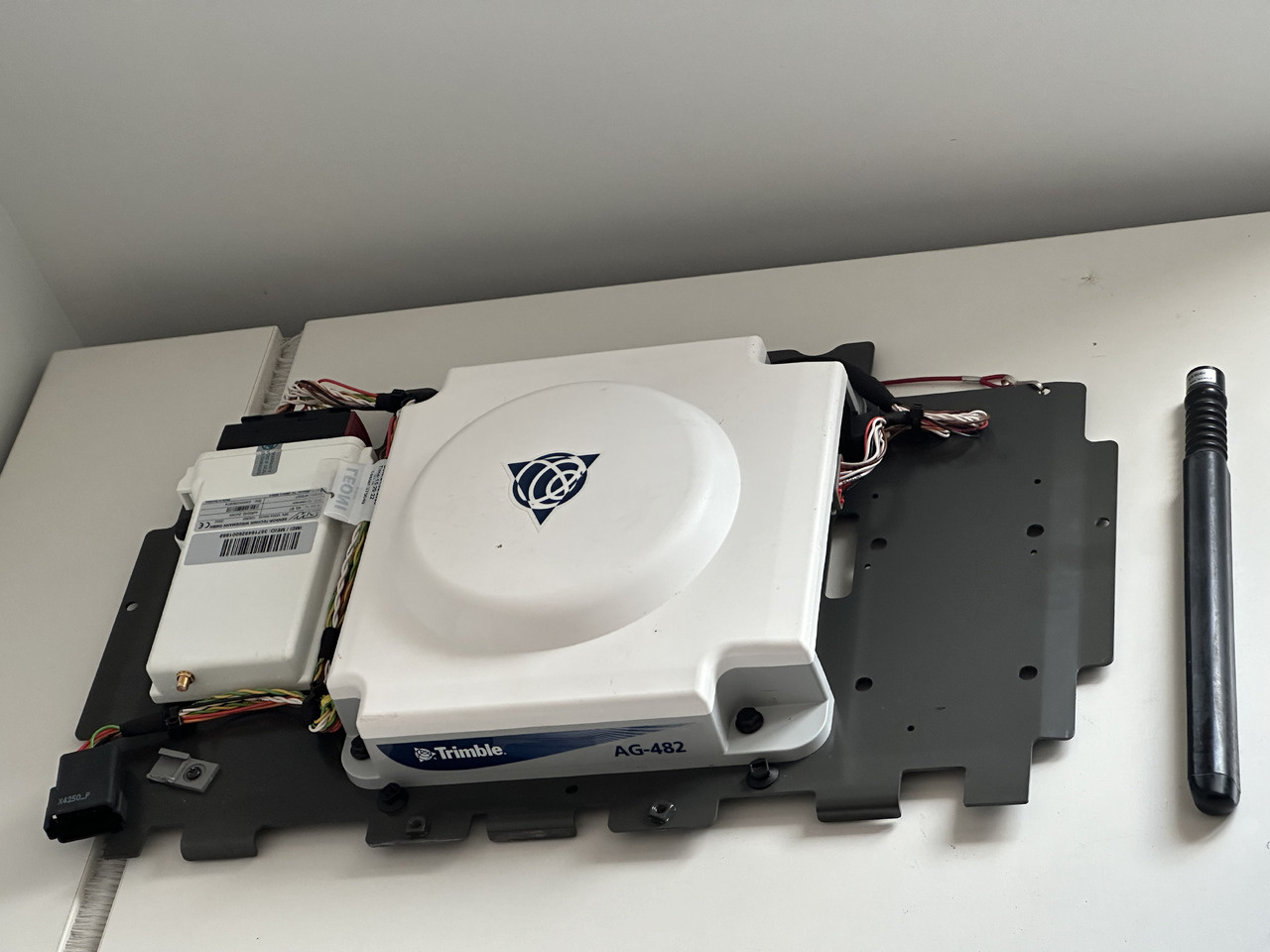 System nawigacyjny do Valtra Fendt Vario guide RTK Trimble AG-482 - Navigasyon sistemi - Tarım araçları: fotoğraf 2 System nawigacyjny do Valtra Fendt Vario guide RTK Trimble AG-482 - Navigasyon sistemi - Tarım araçları: fotoğraf 2