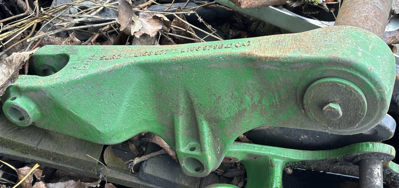 John Deere 6120 6320 6520 6620 6820 6920 Ramię podnośnika prawe Wał Wahliwy L166977 L168344 - Yedek parça - Traktör: fotoğraf 2 John Deere 6120 6320 6520 6620 6820 6920 Ramię podnośnika prawe Wał Wahliwy L166977 L168344 - Yedek parça - Traktör: fotoğraf 2