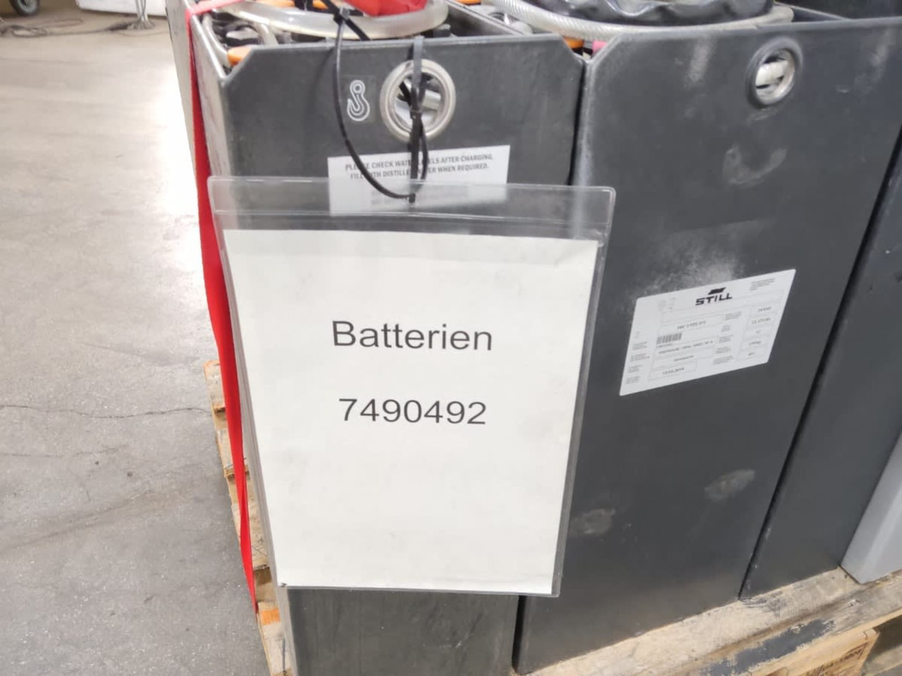 Battery package 5 pieces - Akümülatör - Malzeme taşıma ekipmanı: fotoğraf 2 Battery package 5 pieces - Akümülatör - Malzeme taşıma ekipmanı: fotoğraf 2