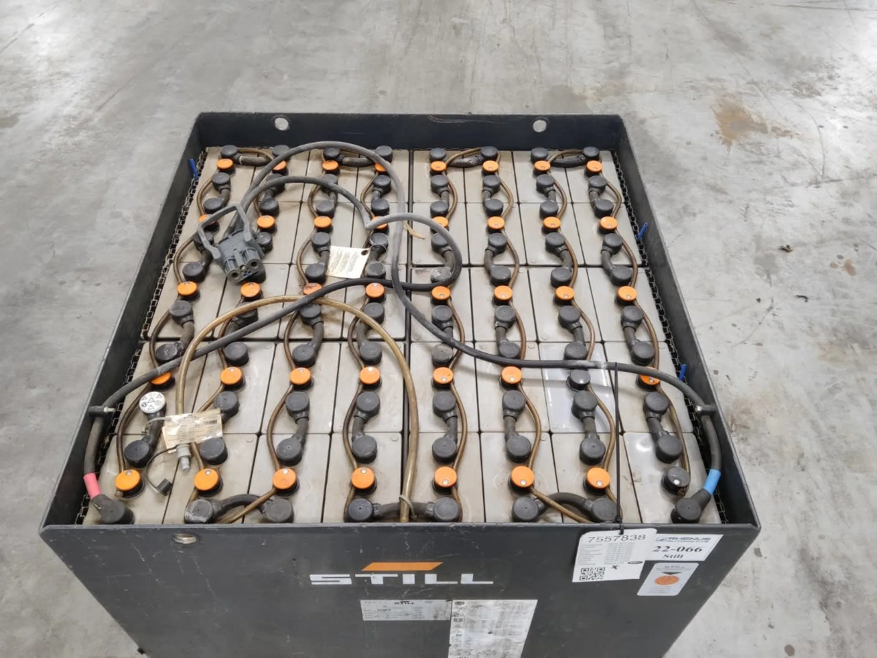 Hawker Battery 80V 840Ah - Akümülatör - Malzeme taşıma ekipmanı: fotoğraf 4 Hawker Battery 80V 840Ah - Akümülatör - Malzeme taşıma ekipmanı: fotoğraf 4
