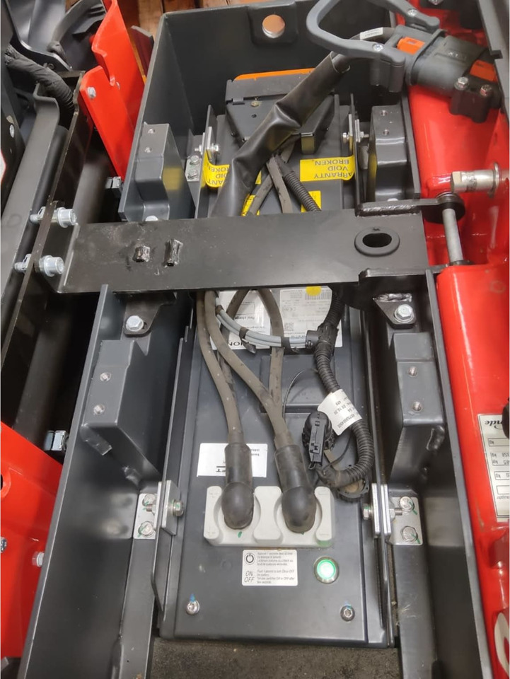 Linde N20CB/LiIon - Sipariş hazırlama makinası: fotoğraf 5 Linde N20CB/LiIon - Sipariş hazırlama makinası: fotoğraf 5