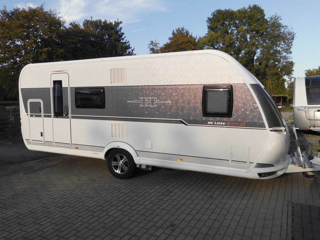 Hobby DE LUXE EDITION 560 KMFe 1 Hand XT-Mover Garage - Çekme karavan: fotoğraf 1 Hobby DE LUXE EDITION 560 KMFe 1 Hand XT-Mover Garage - Çekme karavan: fotoğraf 1