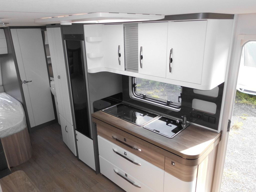 Yeni Çekme karavan Hobby Excellent Edition 650 UMFe FBH ++ SOFORT VERFÜGB Hobby Excellent Edition 650 UMFe PICO AUTARK, FBH 2200: fotoğraf 7